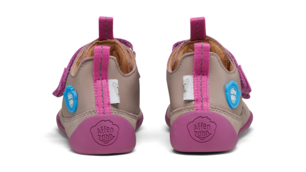 Kinder Barfußschuhe mit geschlossener Ferse, Rückansicht beider Schuhe