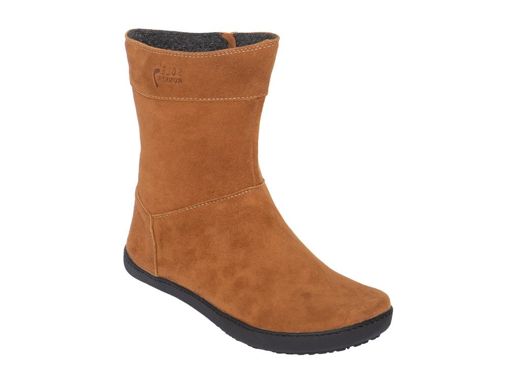 Barfußwinterstiefel, geschlossene Zehen und geschlossener Fersenbereich, ohne Verschluss, flexible Sohle, einzelner Schuh, schräge Vorderansicht