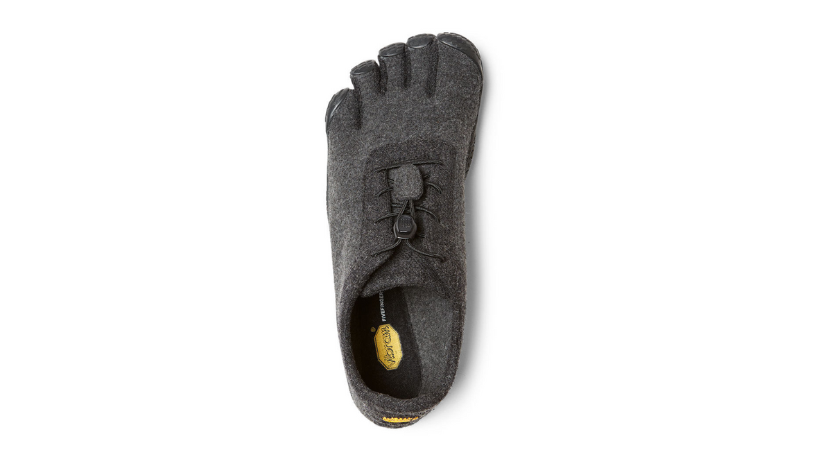 Barfußschuh für Erwachsene mit Schnürung, fünf einzelnen Zehenkammern und flacher Sohle, Draufsicht