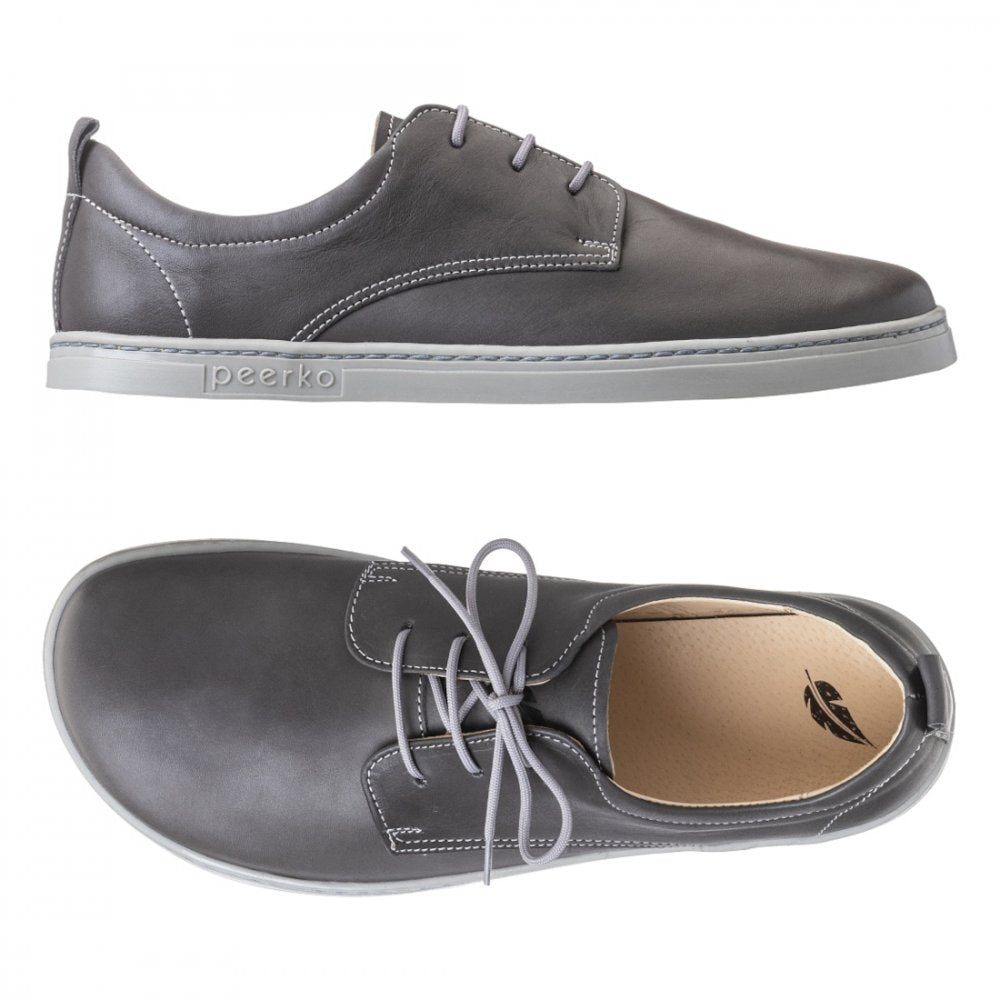 Barfußschuh mit Schnürverschluss, breiter Zehenbox und flacher Sohle, geschlossener Fersenbereich, Seitenansicht außen und Draufsicht