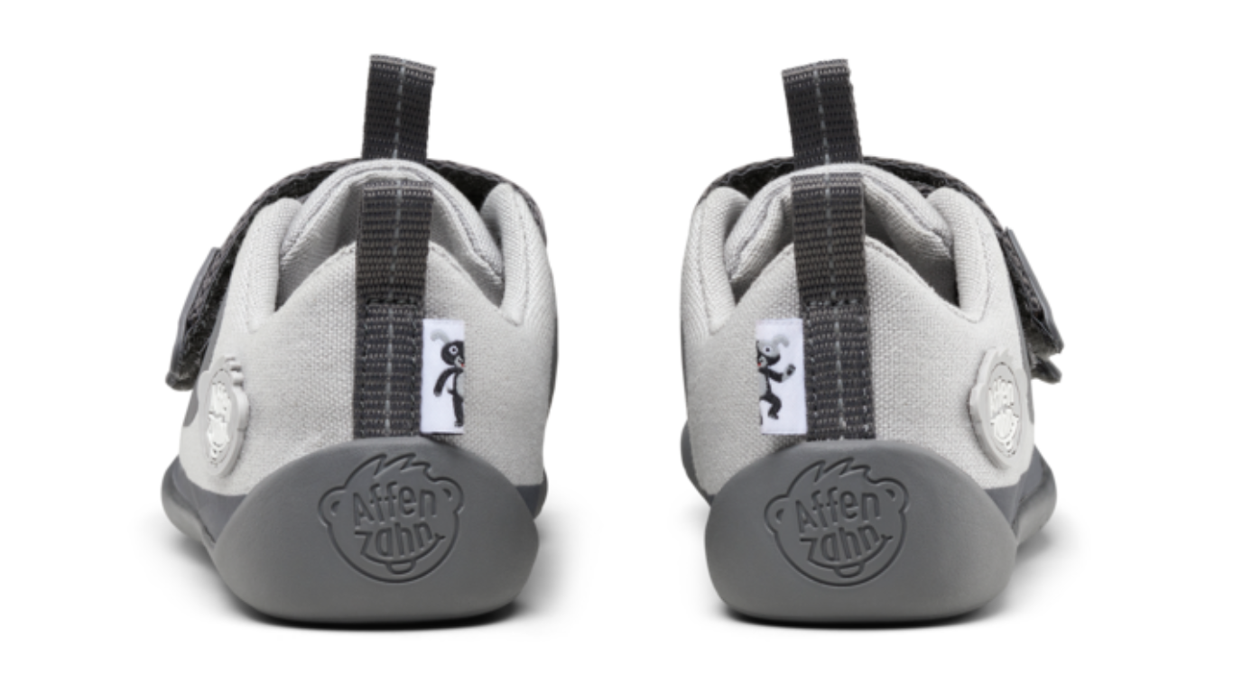 Kinder Barfußschuhe mit geschlossener Ferse, Rückansicht beider Schuhe