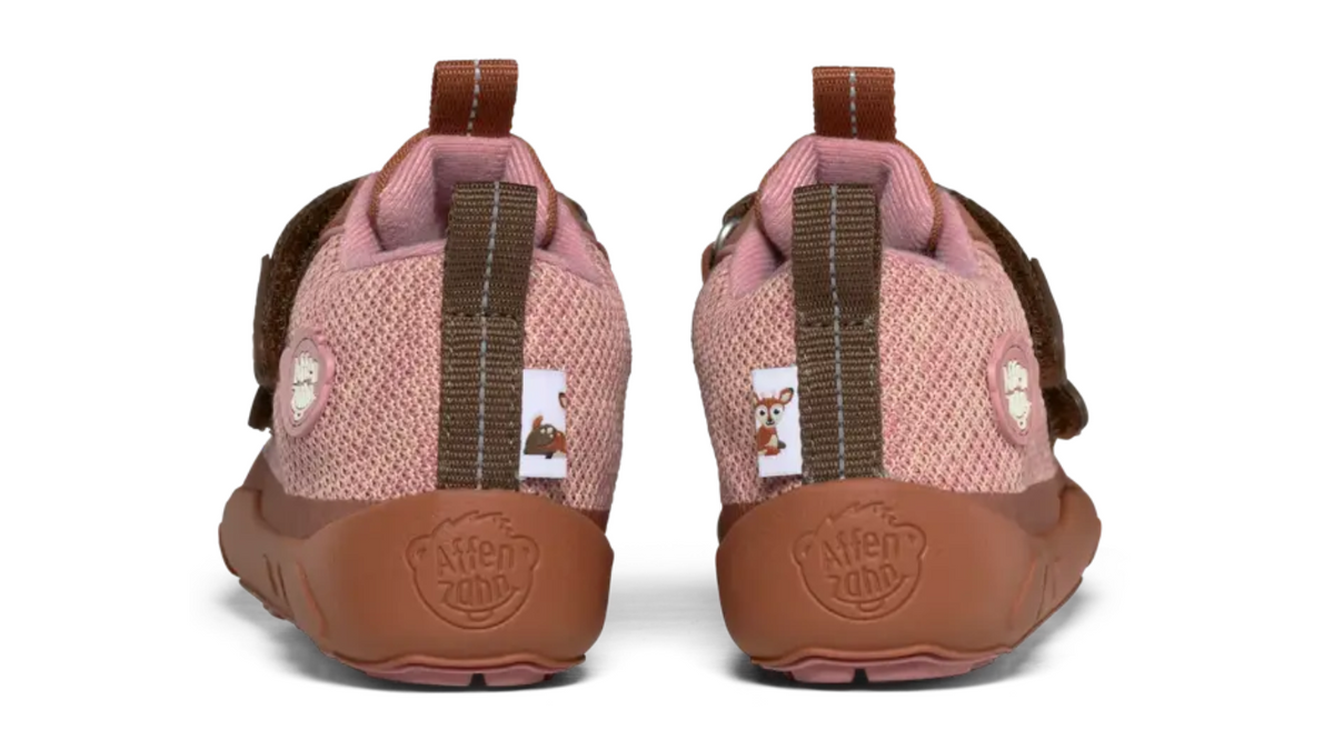 Kinder-Barfußschuh als Paar mit geschlossenem Fersenbereich, Klettverschluss, flexible Sohle, Rückansicht.