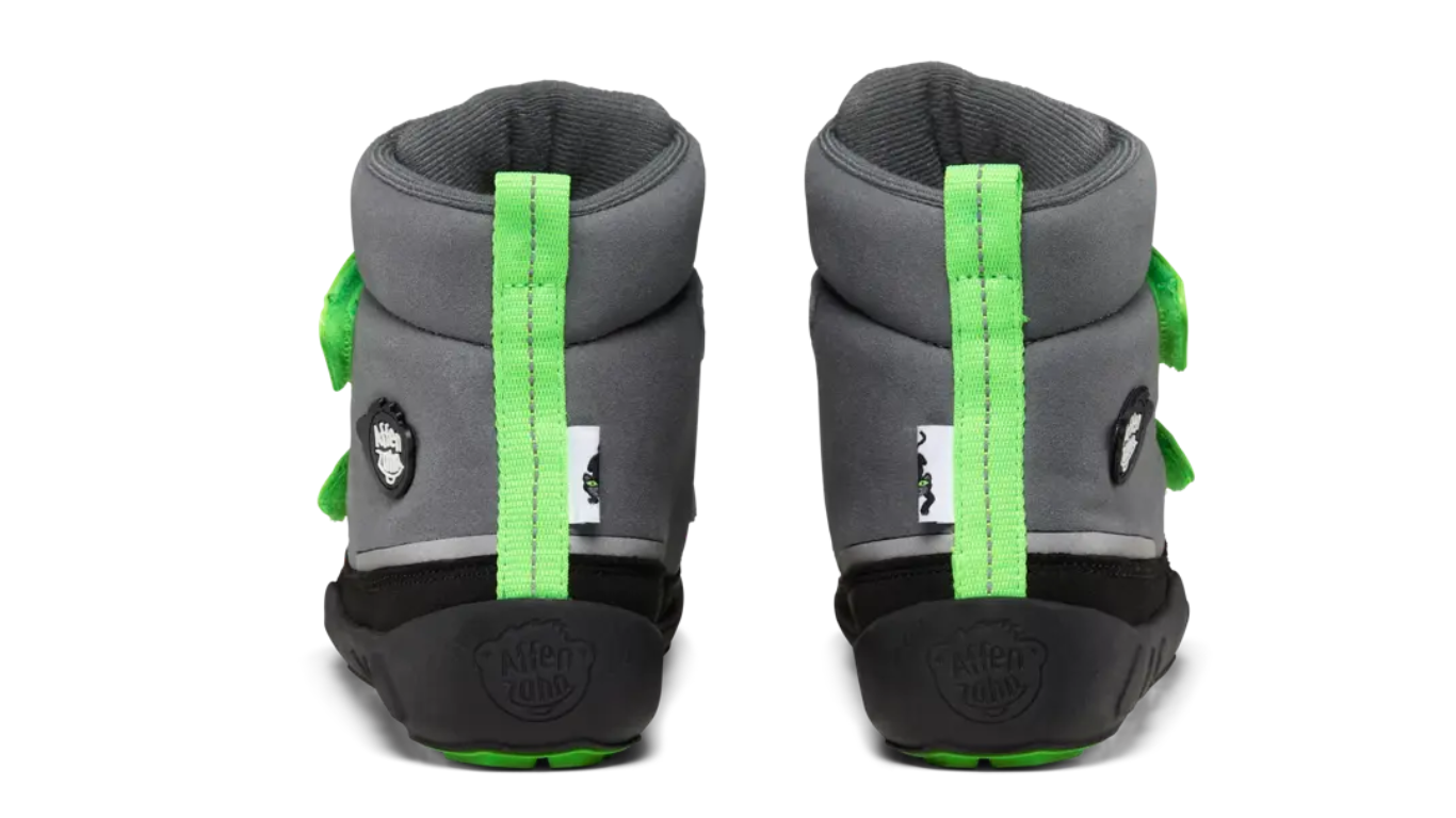 Kinder Barfußwinterstiefel mit geschlossener Ferse, Rückansicht beider Schuhe