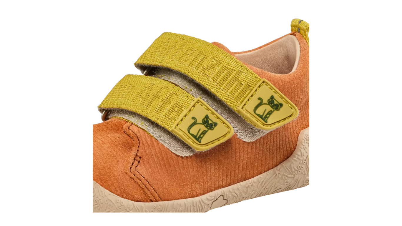 Kinder Barfußschuh mit zwei Klettverschlüssen, Detailansicht seitlich