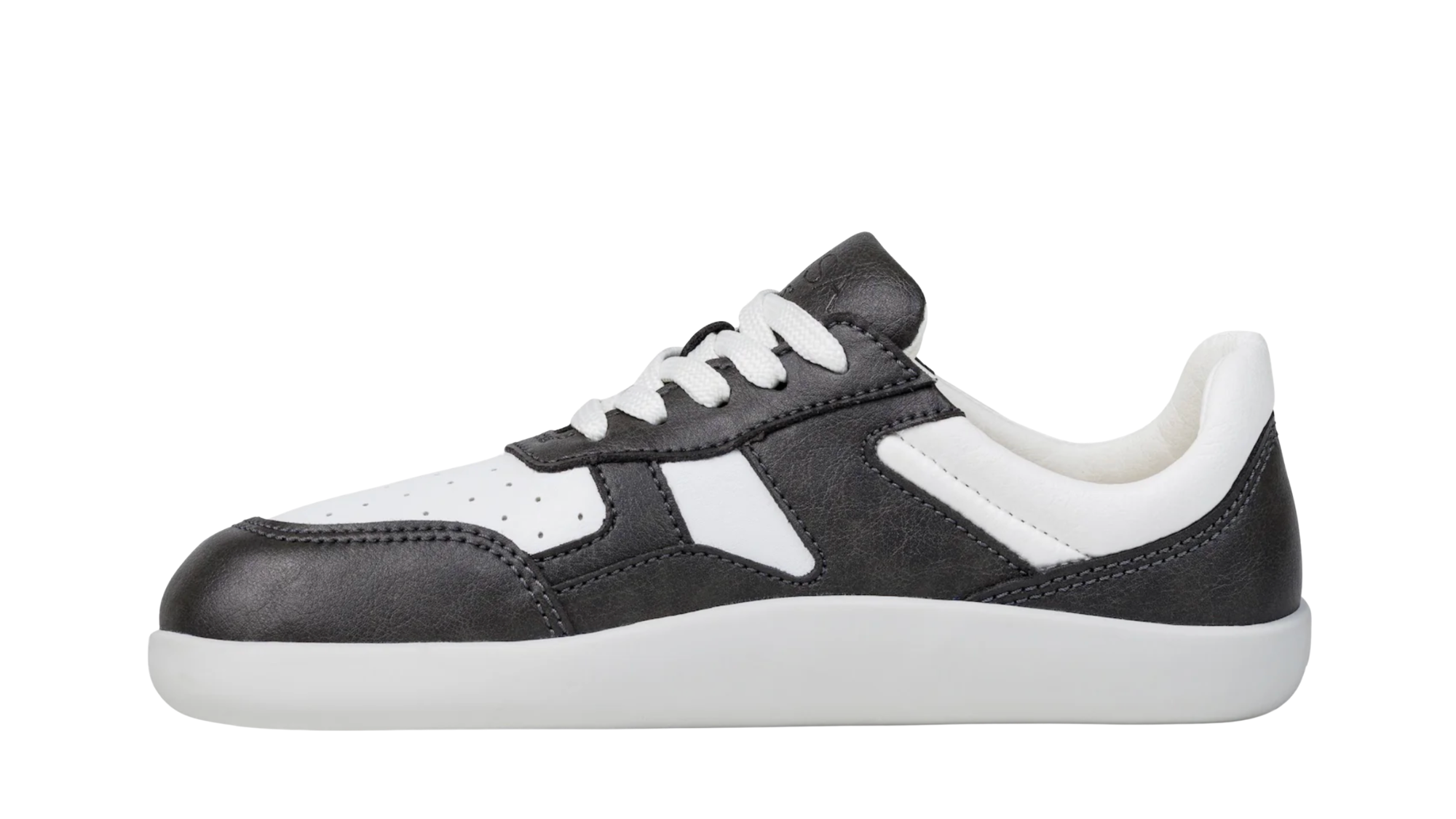 Barfußsneaker mit Schnürung, perforierter Zehenpartie und geschlossener Zehenpartie, Einzelschuh, Seitenansicht innen