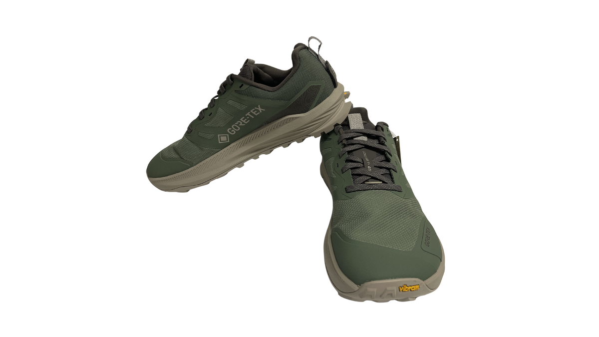 Laufschuhe für Erwachsene, schräge Vorderansicht, Paar