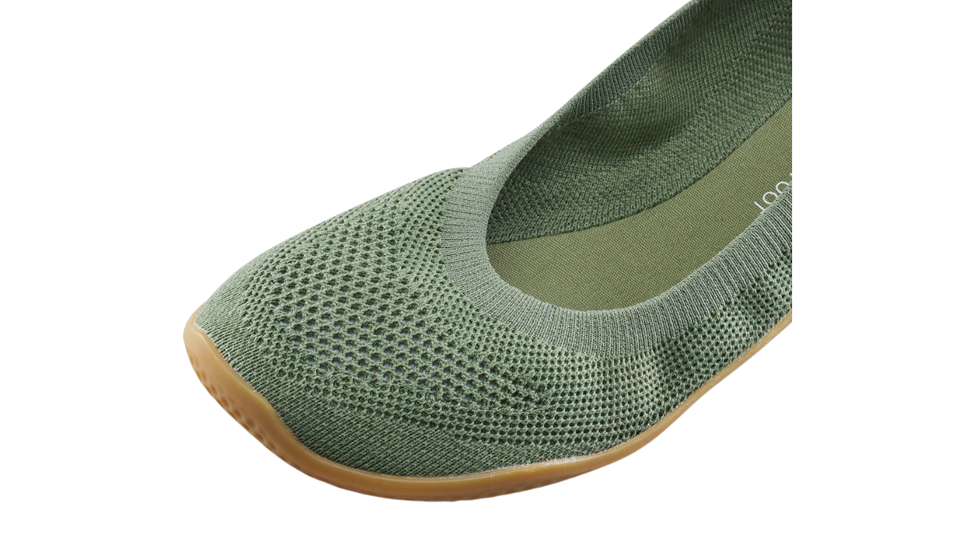 Barfußschuh für Erwachsene ohne Verschluss mit breiter Zehenbox und geschlossenem Fersenbereich, Detailansicht Zehenbereich