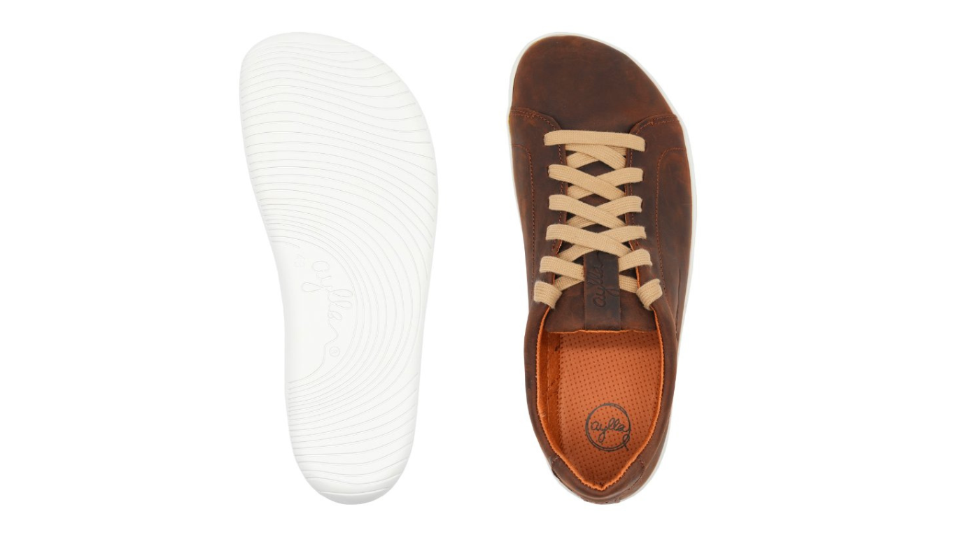 Barfußschuh für Erwachsene mit flacher, flexibler Sohle und strukturiertem Profil, Ansicht von unten und oben.