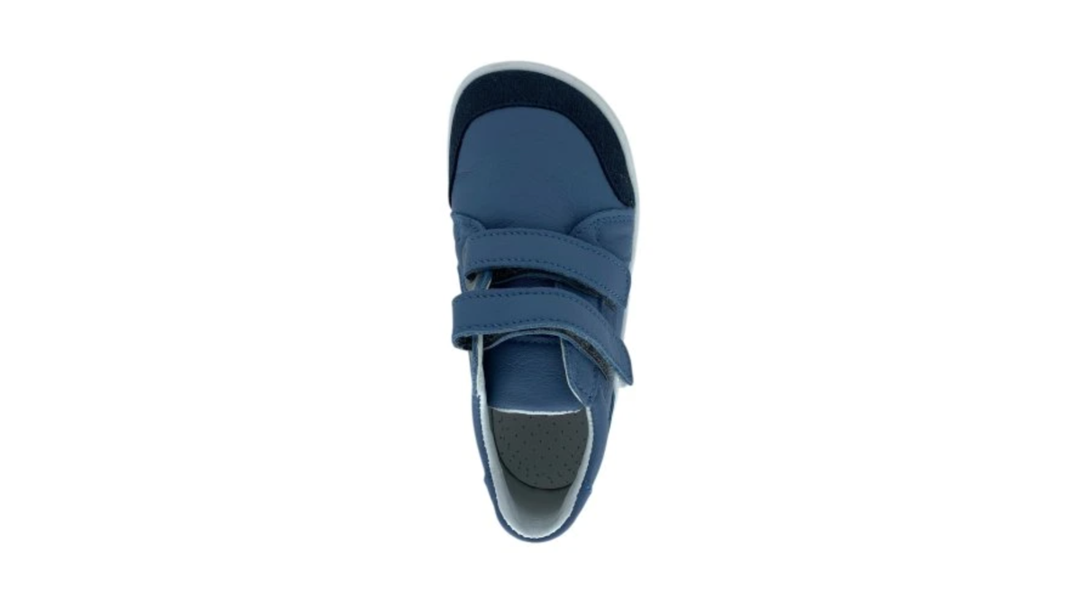 Barfußschuh mit zwei Klettverschlüssen, breite Zehenbox, flexible Sohle, geschlossener Fersenbereich, niedriger Schaft, Draufsicht