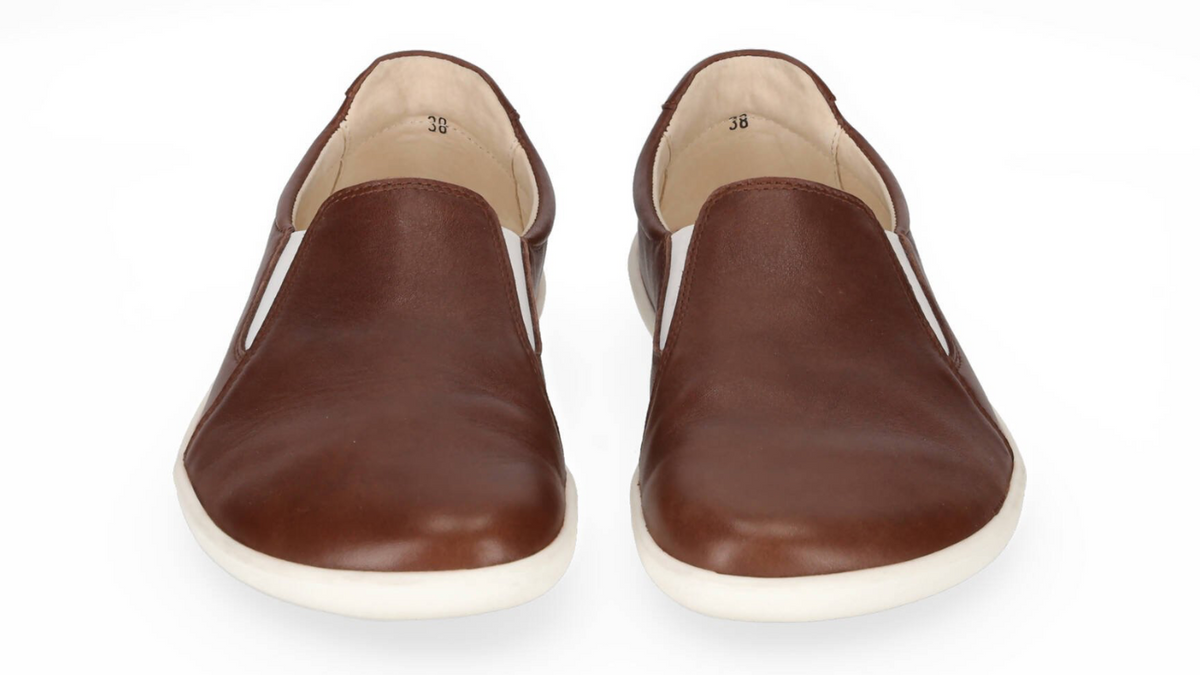 Barfußschuh als Paar, Schlupfschuh ohne Verschluss, breite Zehenbox, geschlossener Zehenbereich, geschlossener Fersenbereich, Draufsicht