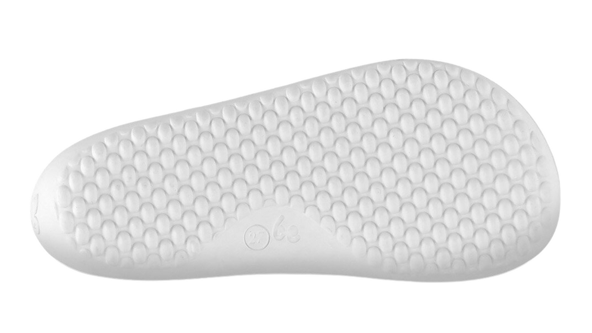 Barfußschuh für Kinder mit flacher, flexibler Sohle und gleichmäßigem Profil, Ansicht von unten.