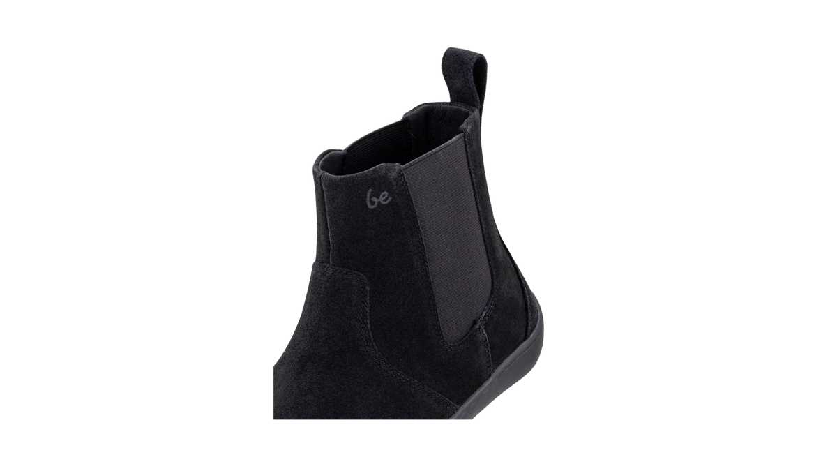 Gefütterter Chelsea-Barfußstiefel für Damen mit Elastikeinsatz und Zugschlaufe am Schaft, Detailansicht