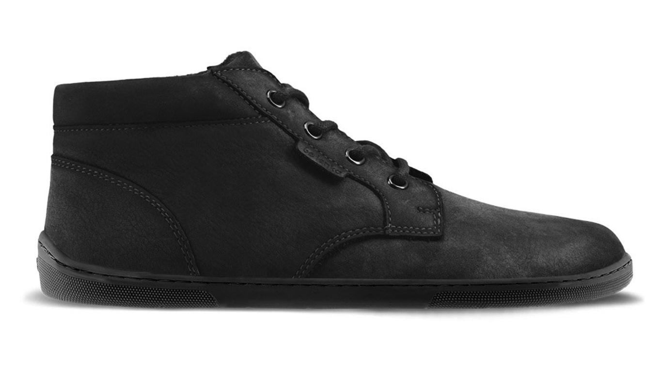 Knöchelhoher Barfußschuh mit geschlossener Zehenbox und flexibler Sohle, Seitenansicht außen.