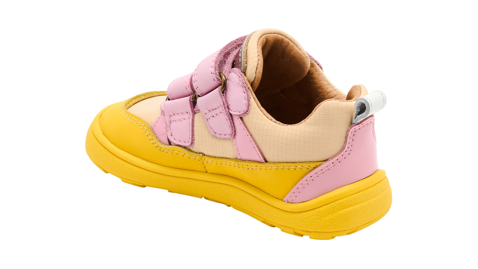 Barfußschuh mit drei Klettverschlüssen, breite Zehenbox, flexible Sohle, geschlossener Fersenbereich, niedriger Schaft, Seitenansicht innen