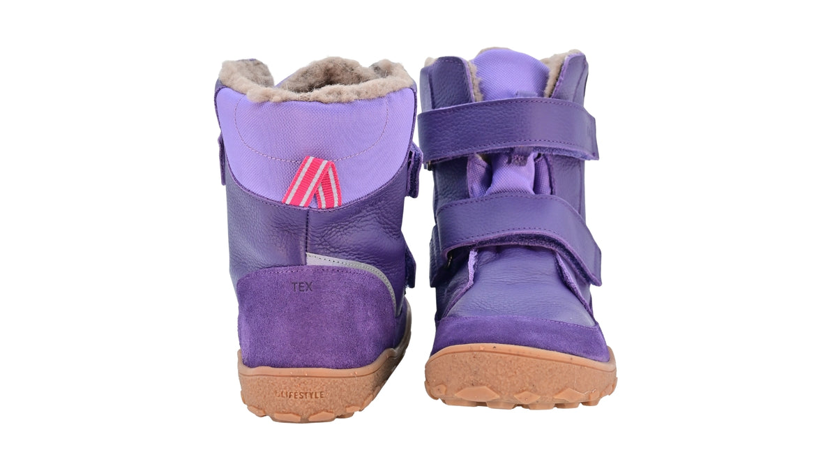Barfußwinterstiefel als Paar mit geschlossener Ferse, Rückansicht