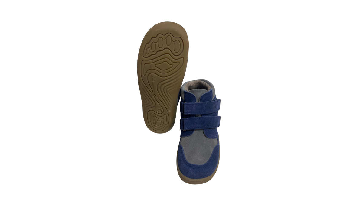 Knöchelhoher Barfußschuh für Kinder mit flexibler Sohle und Profilstruktur, Ansicht von unten