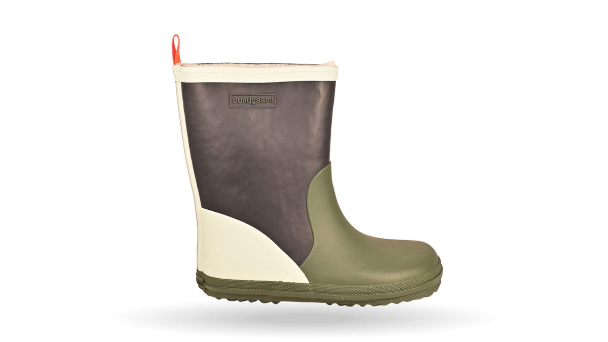 Barfußgummistiefel mit breiter Zehenbox, flexibler Sohle, geschlossenem Schaft, geschlossener Fersenbereich, Seitenansicht außen