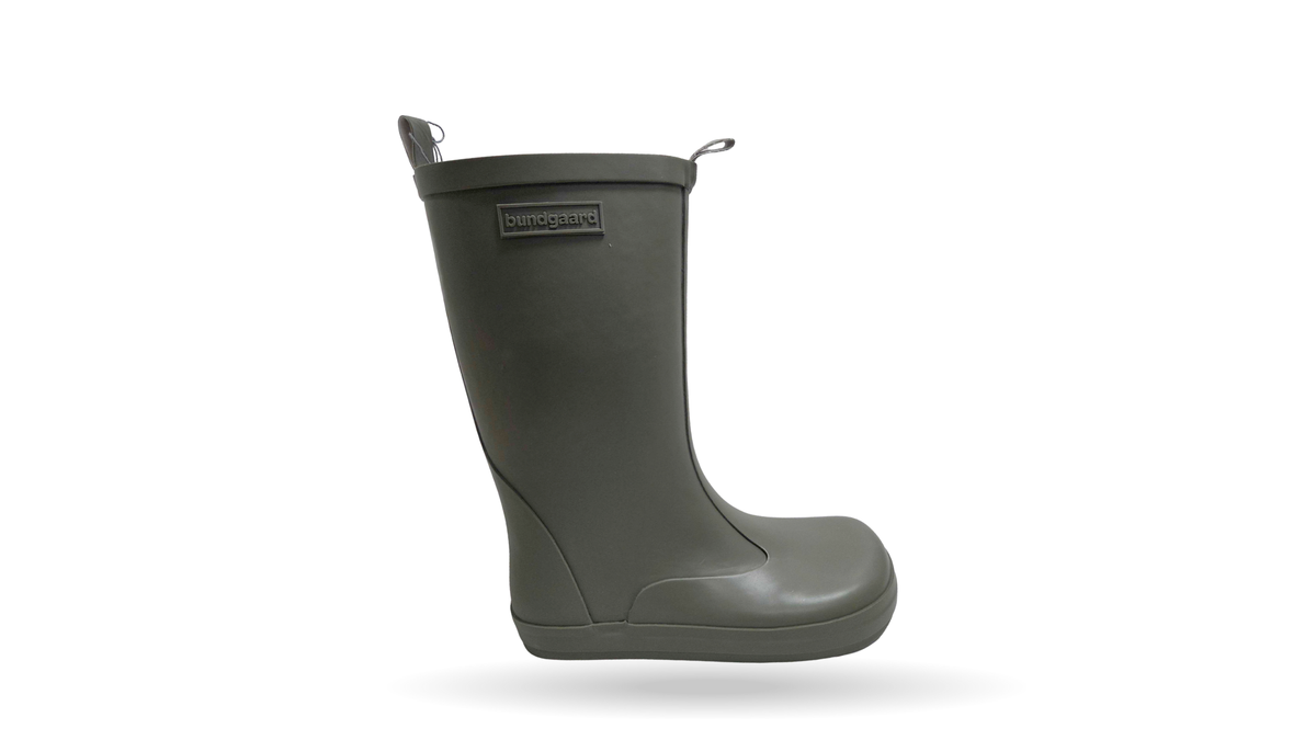 Kinder-Barfußgummistiefel mit breiter Zehenbox, geschlossenem Zehenbereich, geschlossenem Fersenbereich, hohem Schaft, Schlupfform ohne Verschluss, flexible Sohle, Seitenansicht außen