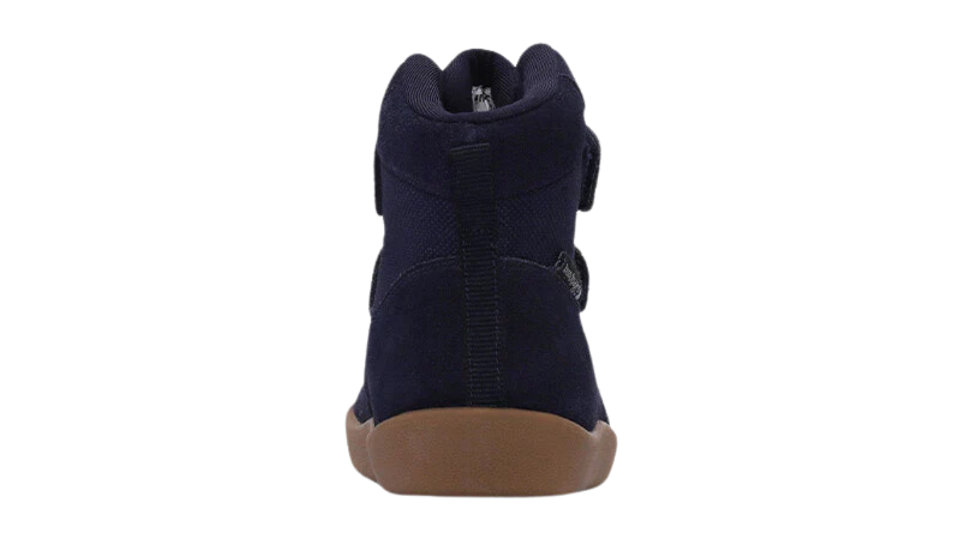 Barfußschuh mit zwei Klettverschlüssen, breite Zehenbox, flexible Sohle, geschlossener Fersenbereich, Rückansicht