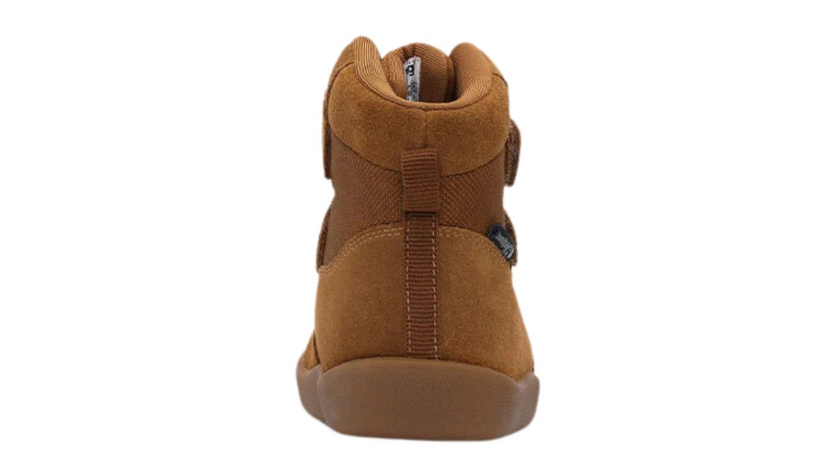 Barfußschuh mit zwei Klettverschlüssen, breite Zehenbox, flexible Sohle, geschlossener Fersenbereich, Rückansicht