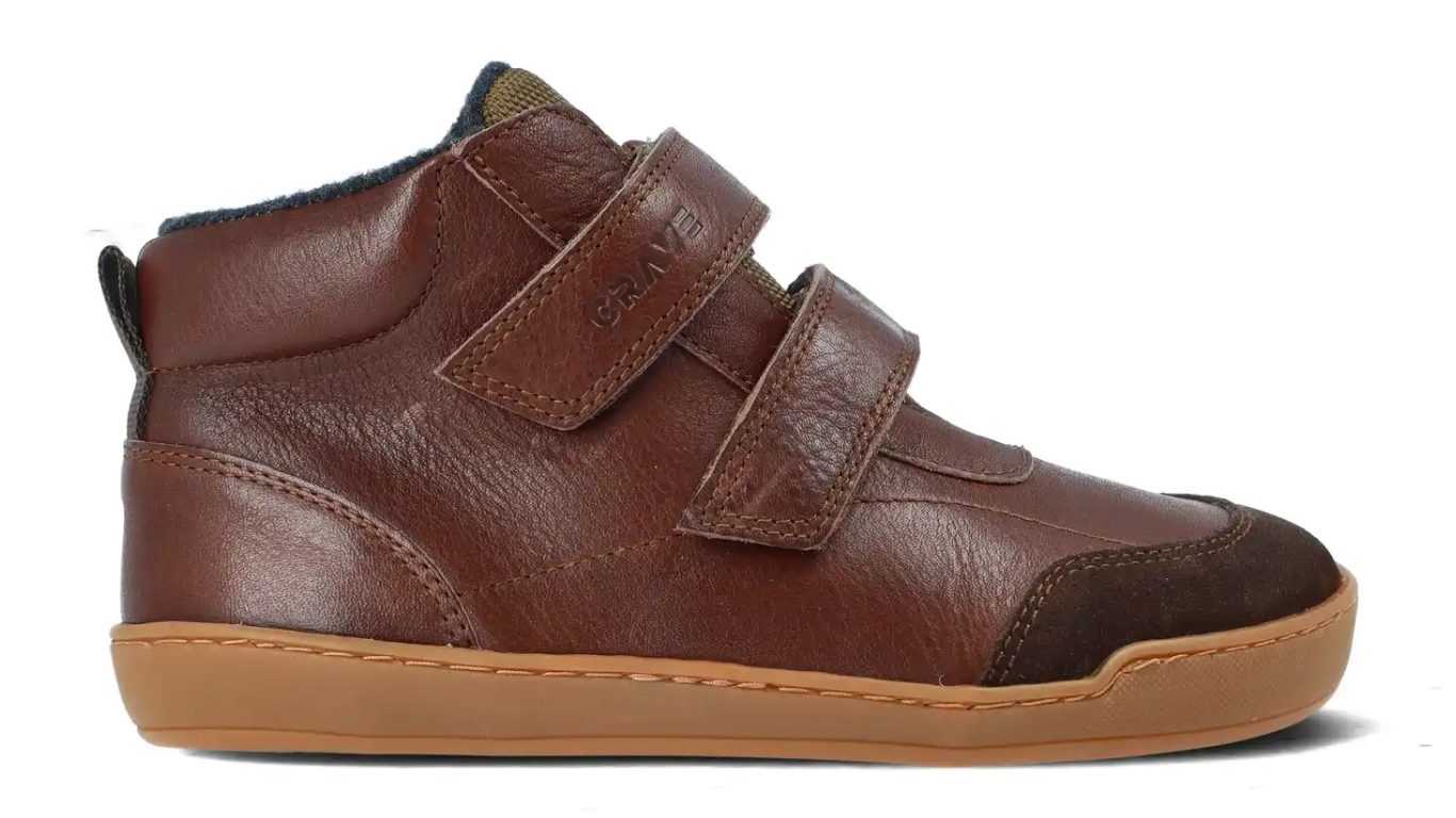 Alltagsbarfußschuh für Kinder, hoch geschnitten, mit breiter Zehenbox, Klettverschluss, geschlossenen Zehen und geschlossener Ferse, Seitenansicht außen