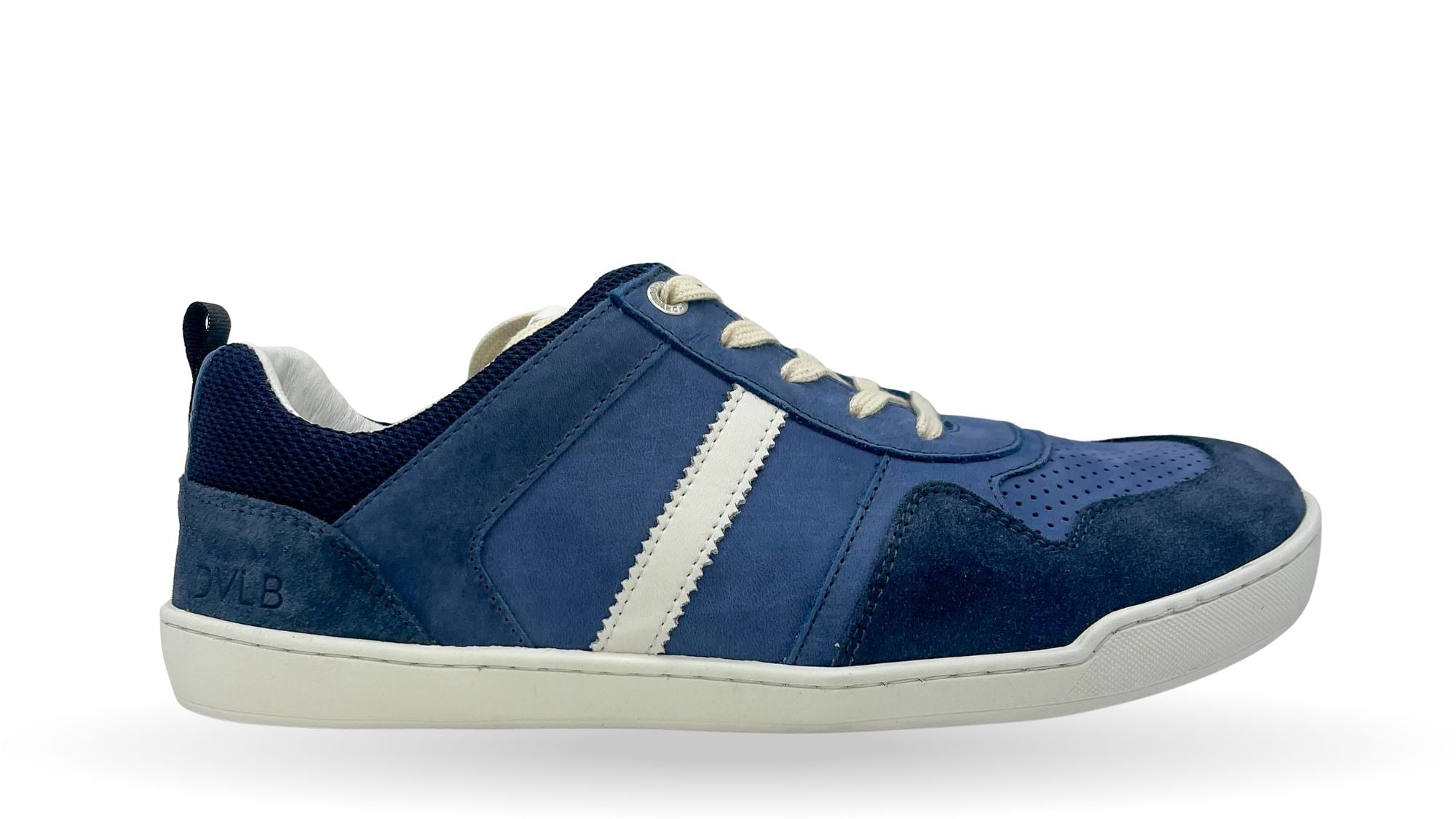 Barfußschuh mit Schnürung, geschlossenen Zehen und geschlossener Ferse, flache Sohle, Seitenansicht außen
