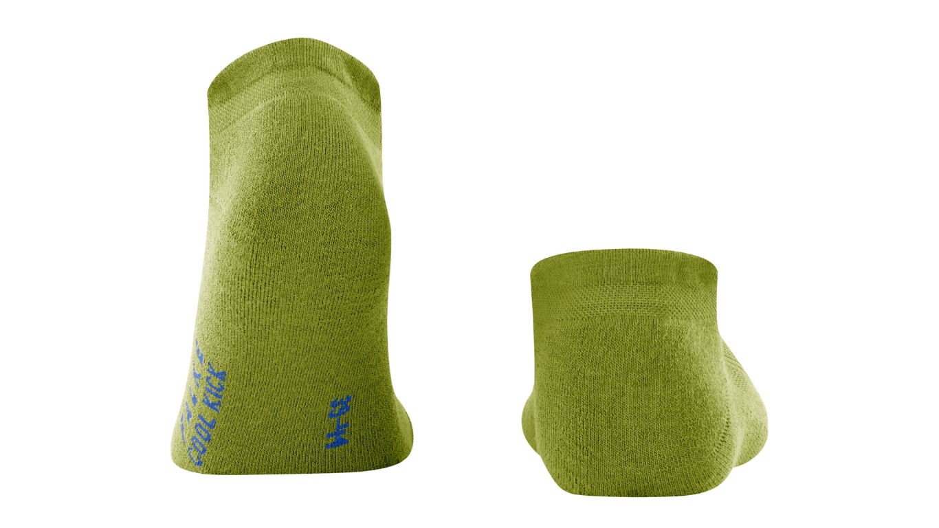 Socke als Paar mit niedrigem Schaft und geschlossenem Fersenbereich, Rückansicht.