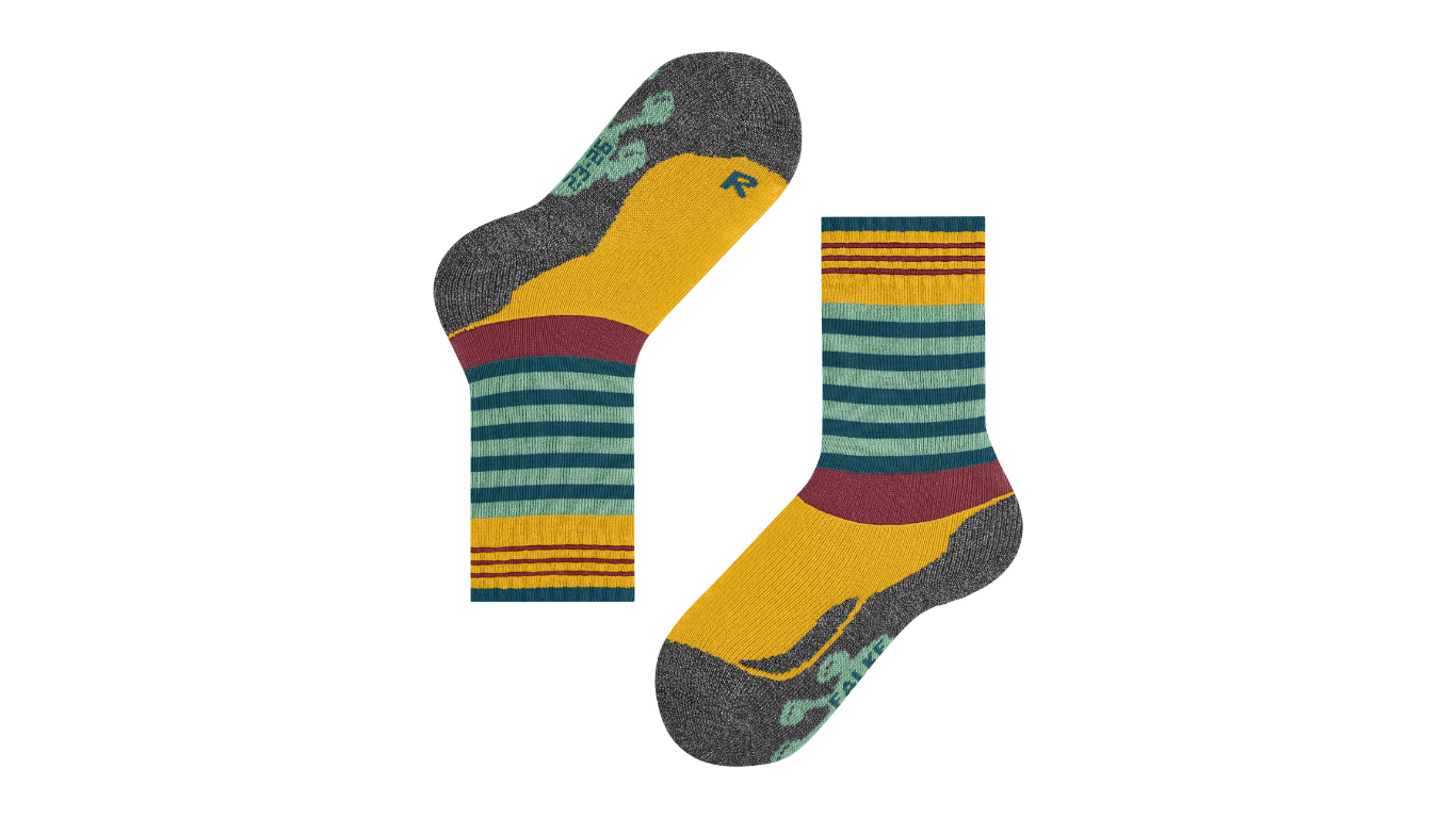 Kindersocken als Paar mit hohem Schaft und Streifenmuster, Seitenansicht.