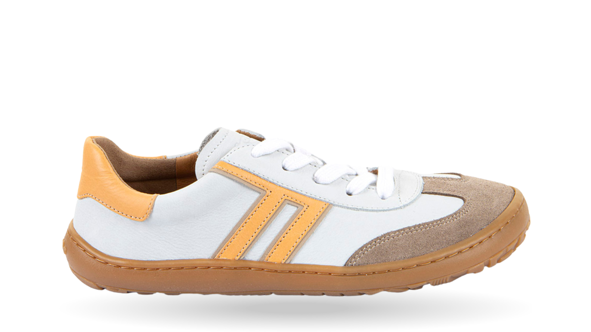 Barfußschuh, geschlossene Zehen und geschlossener Fersenbereich, Schnürung, flexible Sohle, Einzelschuh, Seitenansicht außen