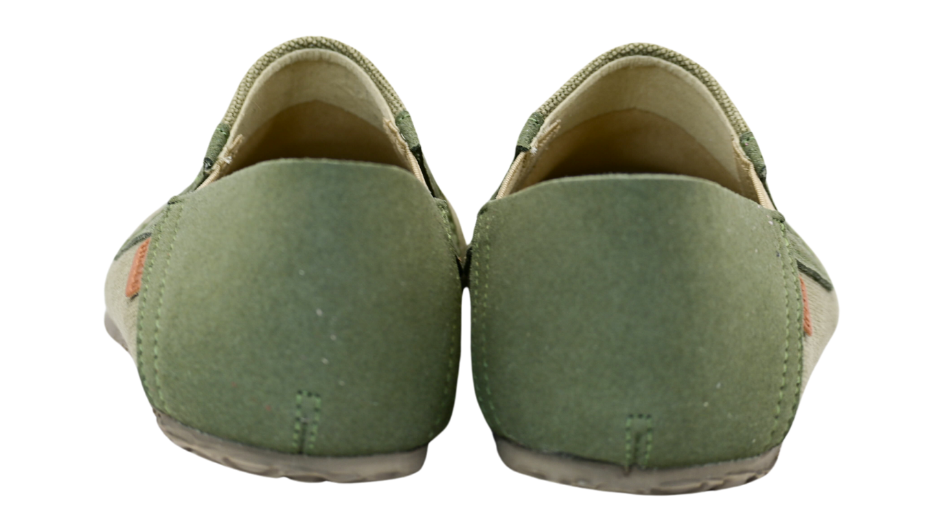 Barfußschuhe als Slipper mit elastischem Einsatz, geschlossene Zehen und geschlossener Fersenbereich, Rückansicht, Paar