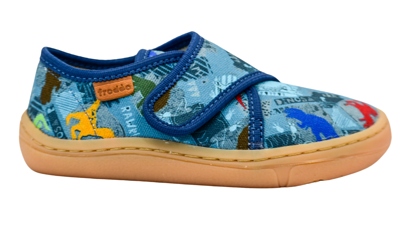 Barfußschuh mit Klettverschluss, geschlossene Zehen und geschlossener Fersenbereich, Seitenansicht außen, einzelner Schuh