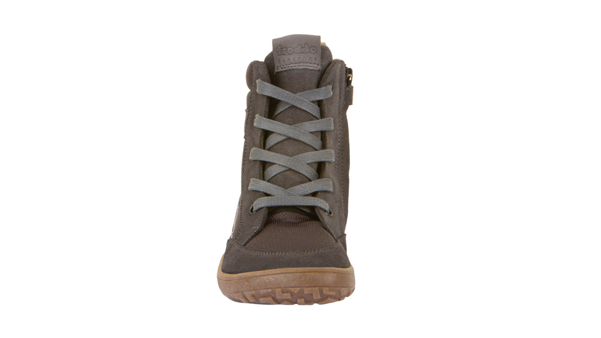 Barfußwinterstiefel für Kinder, geschlossene Zehen und geschlossener Fersenbereich, Schnürung mit Ösen, profilierte Sohle, Einzelschuh, Vorderansicht