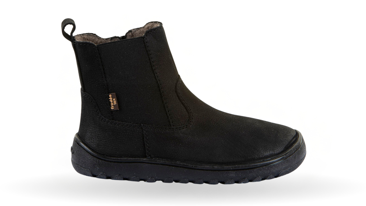 Kinder-Chelsea-Barfußstiefel mit breiter Zehenbox, elastischem Seiteneinsatz und geschlossenen Zehen, Seitenansicht außen