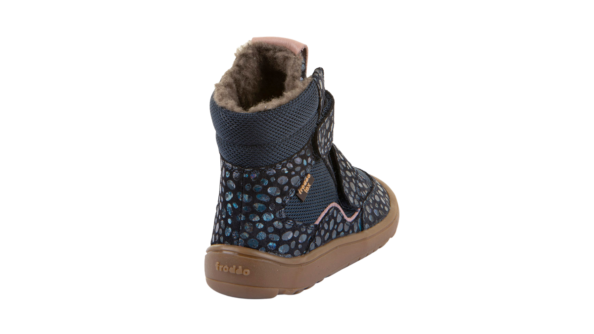 Gefütterter Kinder-Barfußschuh mit geschlossener Ferse, sichtbarem Futter und hochgezogener Sohle, Rückansicht