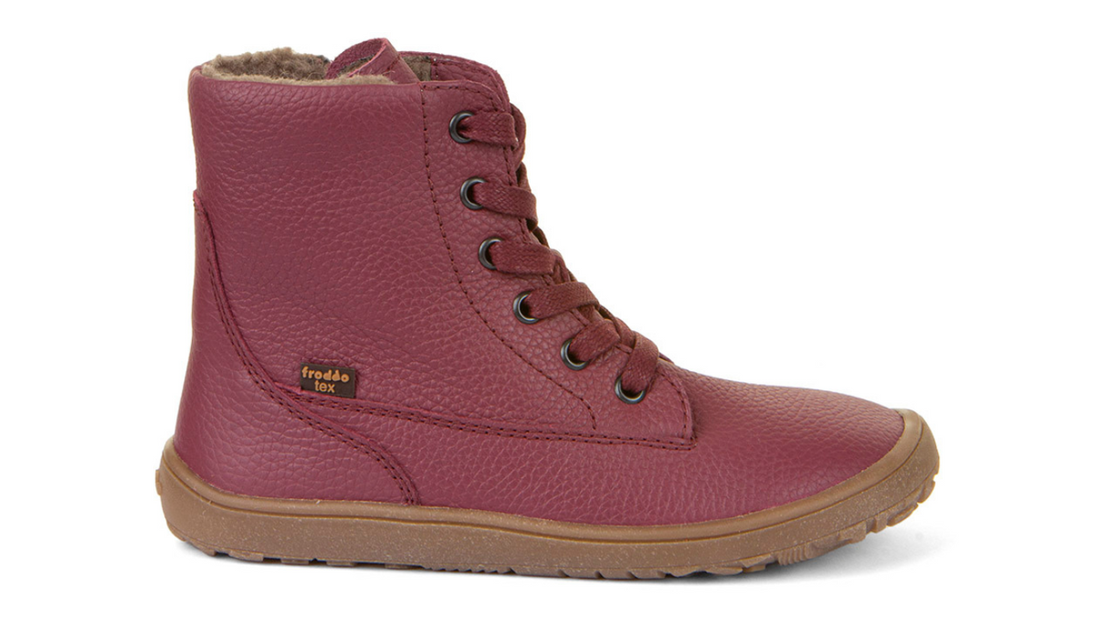 Barfußstiefel mit Schnürung, geschlossene Zehen und geschlossener Fersenbereich, Seitenansicht außen, einzelner Schuh