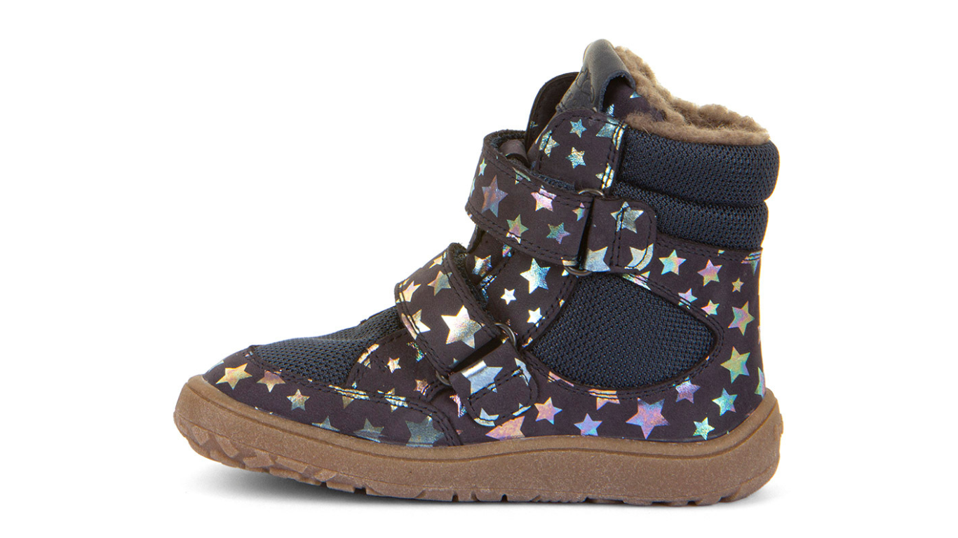 Barfußstiefel für Kinder mit zwei Klettverschlüssen, geschlossene Zehen und geschlossener Fersenbereich, Seitenansicht innen, einzelner Schuh