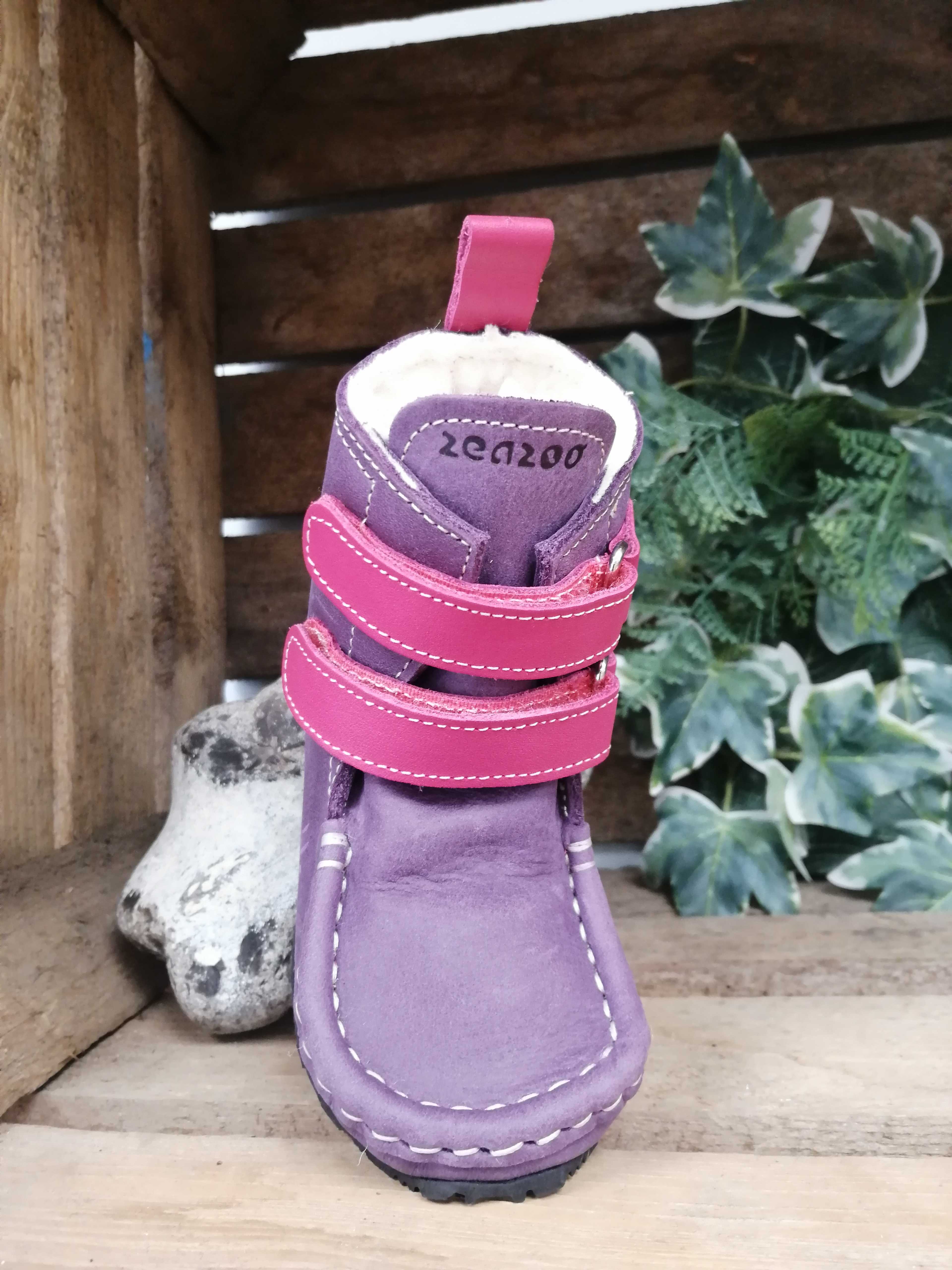 Barfußwinterstiefel für Kinder als einzelner Schuh, geschlossene Zehen, geschlossener Fersenbereich, Klettverschluss, Draufsicht