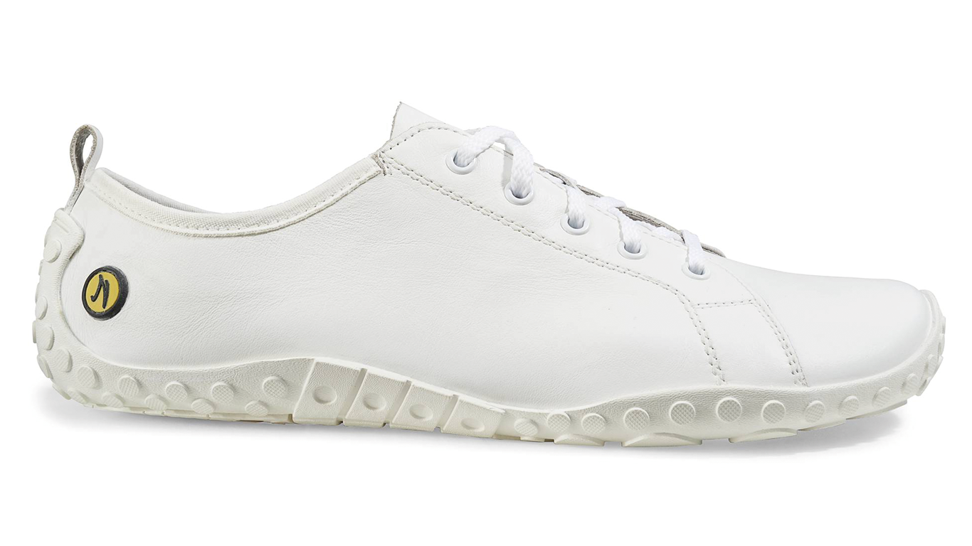 Barfußschuh mit Schnürsenkeln, geschlossener Zehenbox und geschlossenem Fersenbereich, flache flexible Sohle, Seitenansicht außen
