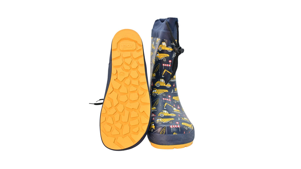 Barfußstiefel für Kinder ohne Verschluss mit geschlossenem Schaft als Paar, Vorderansicht und Ansicht von unten