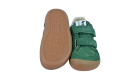 Barfußschuh für Kinder, geschlossene Zehenpartie, geschlossener Fersenbereich, zwei Klettverschlüsse, seitliche Streifen, Ziernähte im Seitenbereich, flache Sohle, Ansicht von unten und Draufsicht als Paar