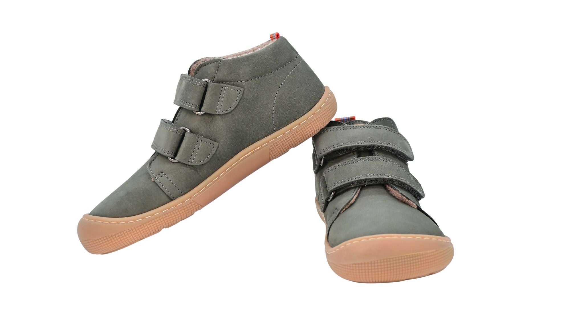 Barfußschuh für Kinder, knöchelhoch, geschlossene Zehen und geschlossener Fersenbereich, Doppelklettverschluss, flexible Sohle, Seitenansicht und Vorderansicht als Paar