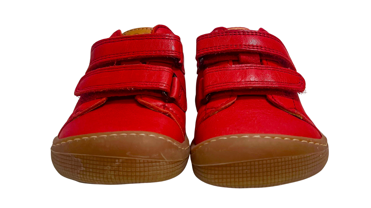 Barfußschuh für Kinder mit zwei Klettverschlüssen als Paar, Vorderansicht