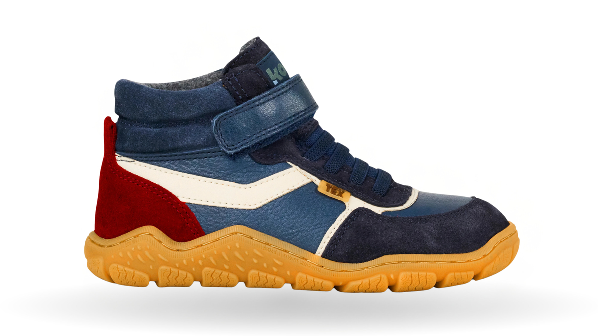 Halbhoher Kinder-Barfußschuh mit breiter Zehenbox, Klettverschluss und Schnellschnürsystem, Seitenansicht außen