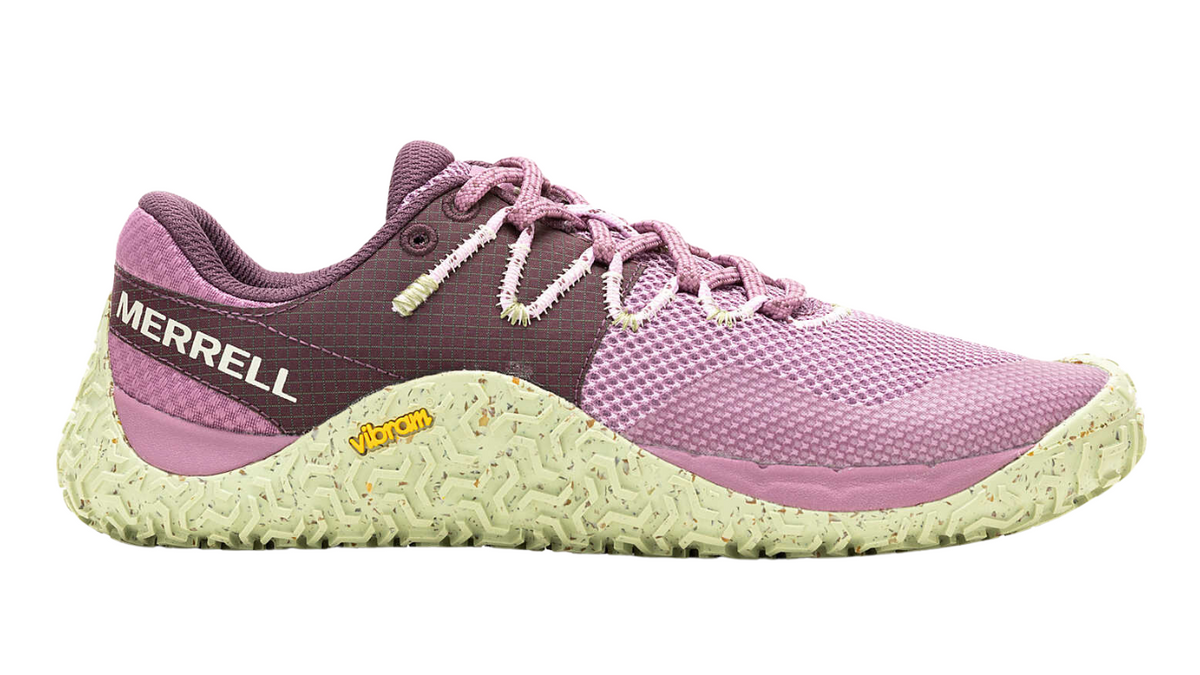 Barfußschuh mit Schnürsenkeln, geschlossener Zehenbox und geschlossenem Fersenbereich, profilierte Sohle, Seitenansicht außen