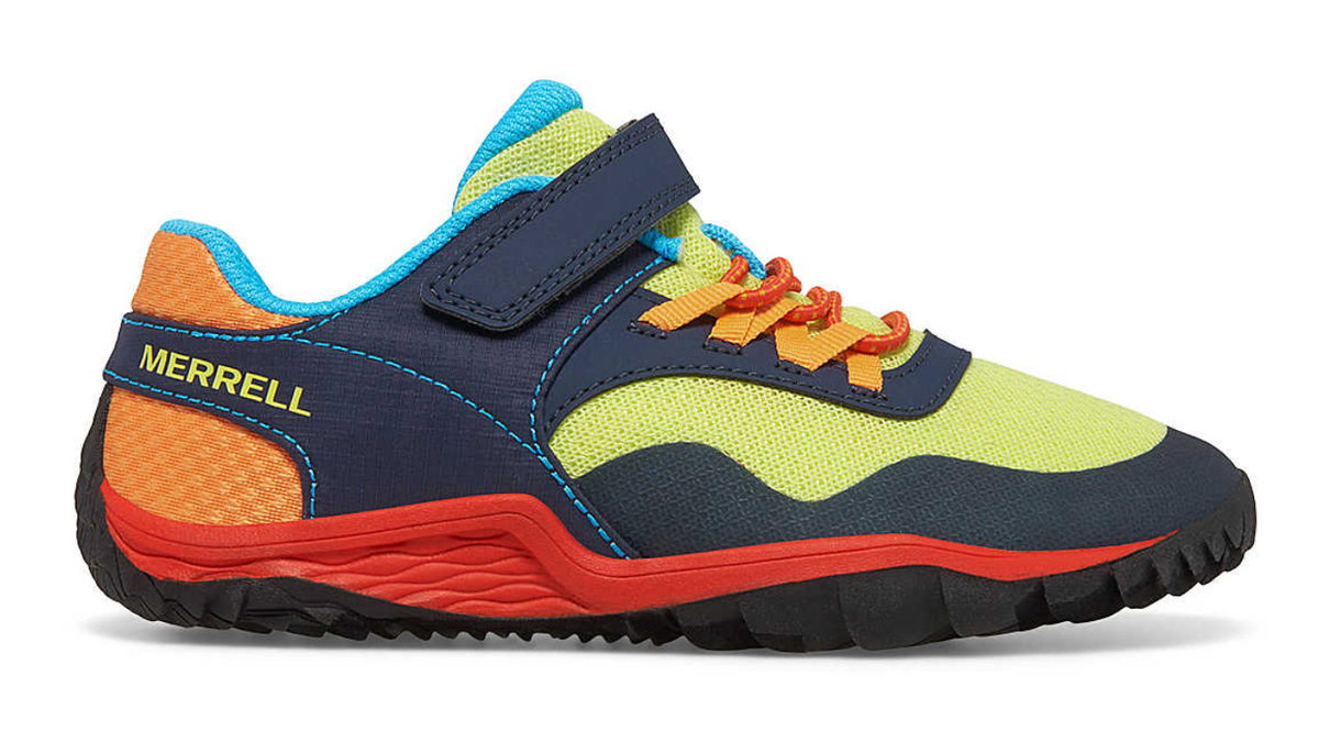 Barfußschuh für Kinder mit Klettverschluss und Schnürsenkeln, geschlossener Zehenbox und geschlossenem Fersenbereich, profilierte Sohle, Seitenansicht außen