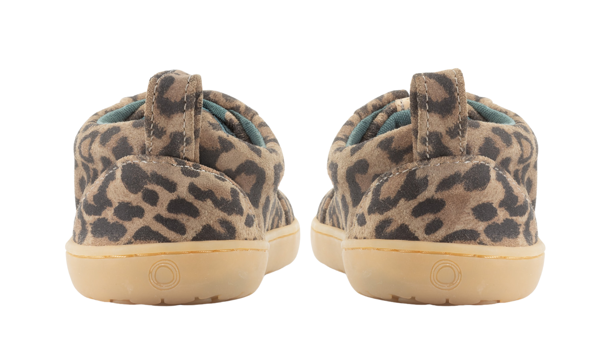 Barfußsneaker mit Schnellverschluss, Animal-Print und geschlossener Zehenpartie, Rückansicht als Paar
