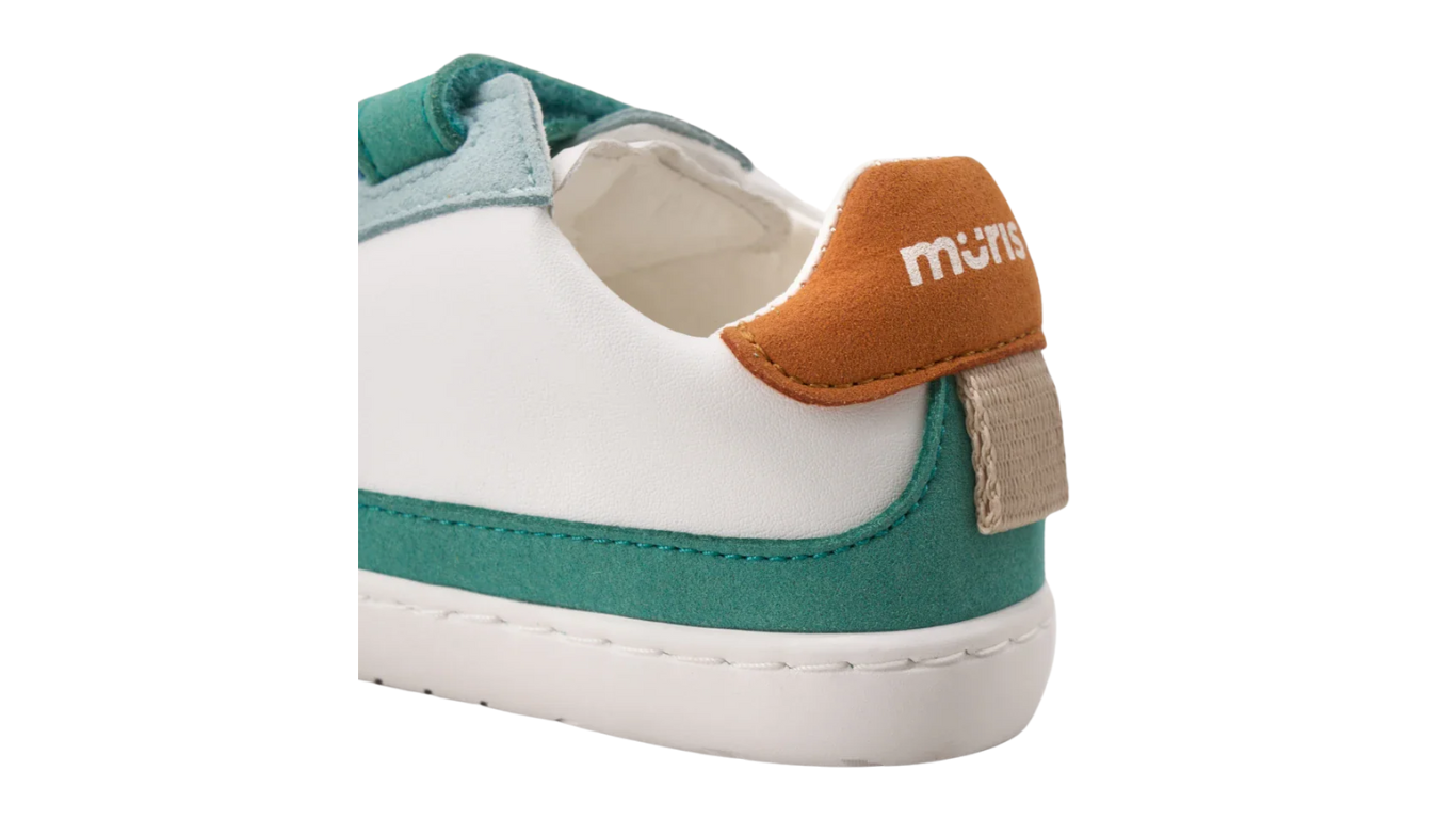 Barfußschuh für Kinder mit geschlossener Ferse und flexibler Sohle, Rückansicht