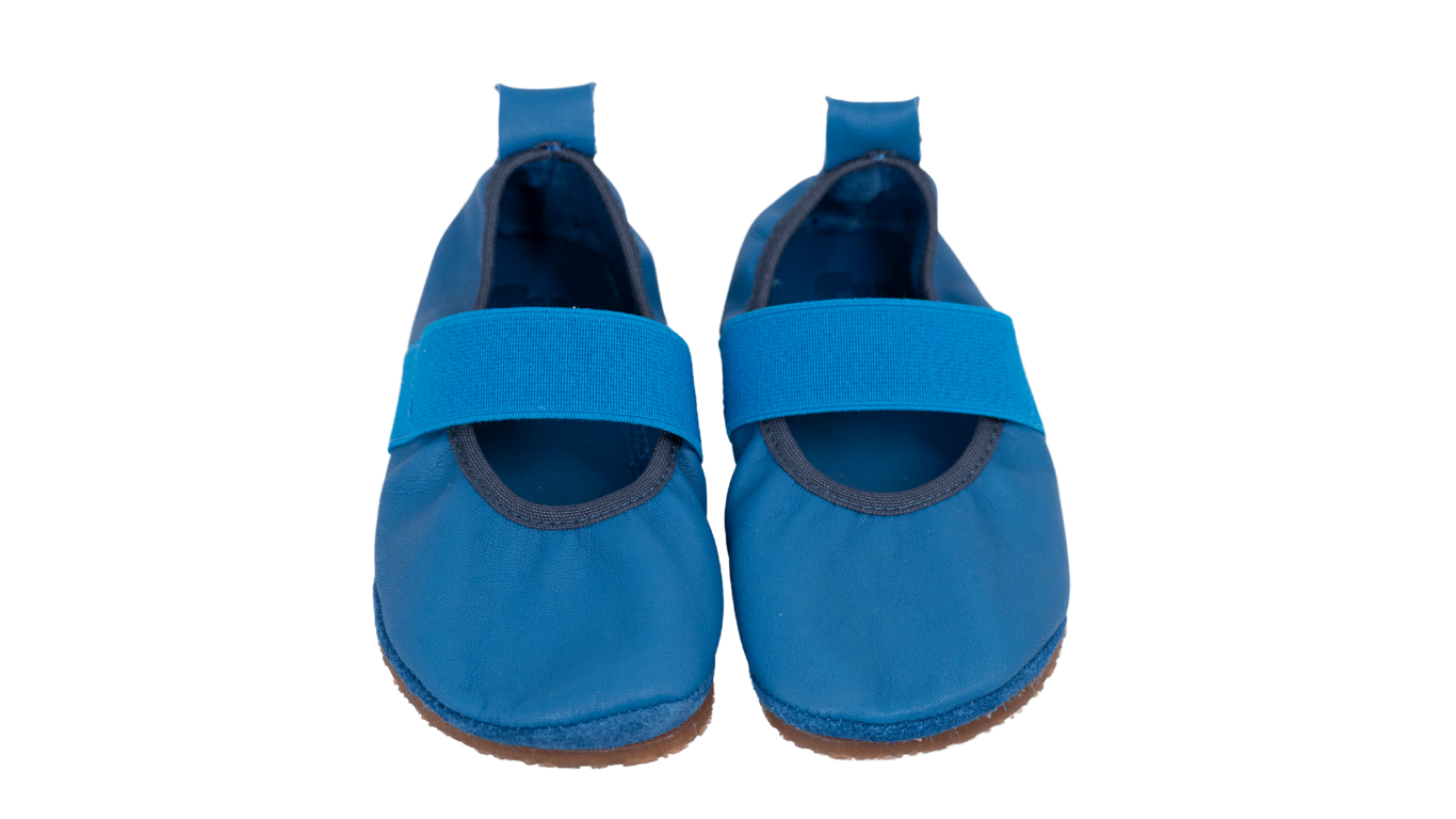 Kinder Barfußschuh mit breiter Zehenbox, Klettverschluss und flexibler Sohle, geschlossene Zehen und geschlossener Fersenbereich, Draufsicht