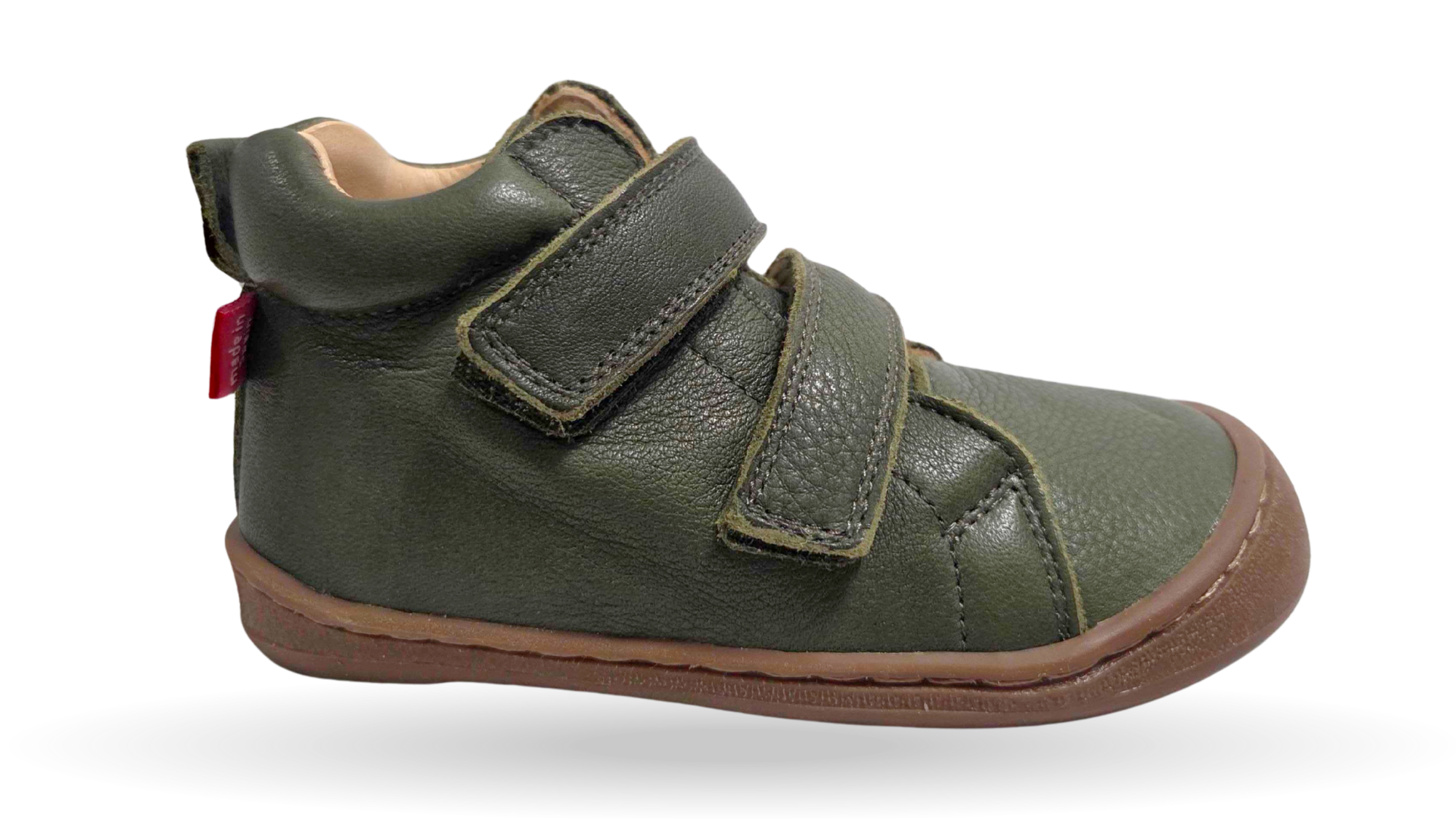 Kinder Barfußschuh mit breiter Zehenbox, flexibler Sohle und zwei Klettverschlüssen, geschlossene Zehen und geschlossener Fersenbereich, Seitenansicht