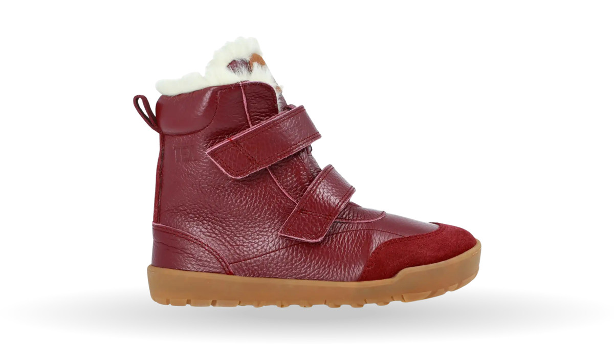 Kinder-Barfußwinterstiefel mit zwei Klettverschlüssen, hohem Schaft, sichtbarem Futter und profilierter Sohle, Seitenansicht außen